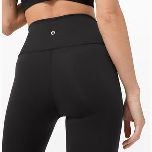 Black Lululemon Wunder Under Hi-Rise Crop